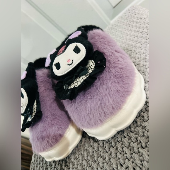 New Sanrio KUROMI size 7 BLACK PURPLE COLOR SO SOFT - Picture 6 of 11